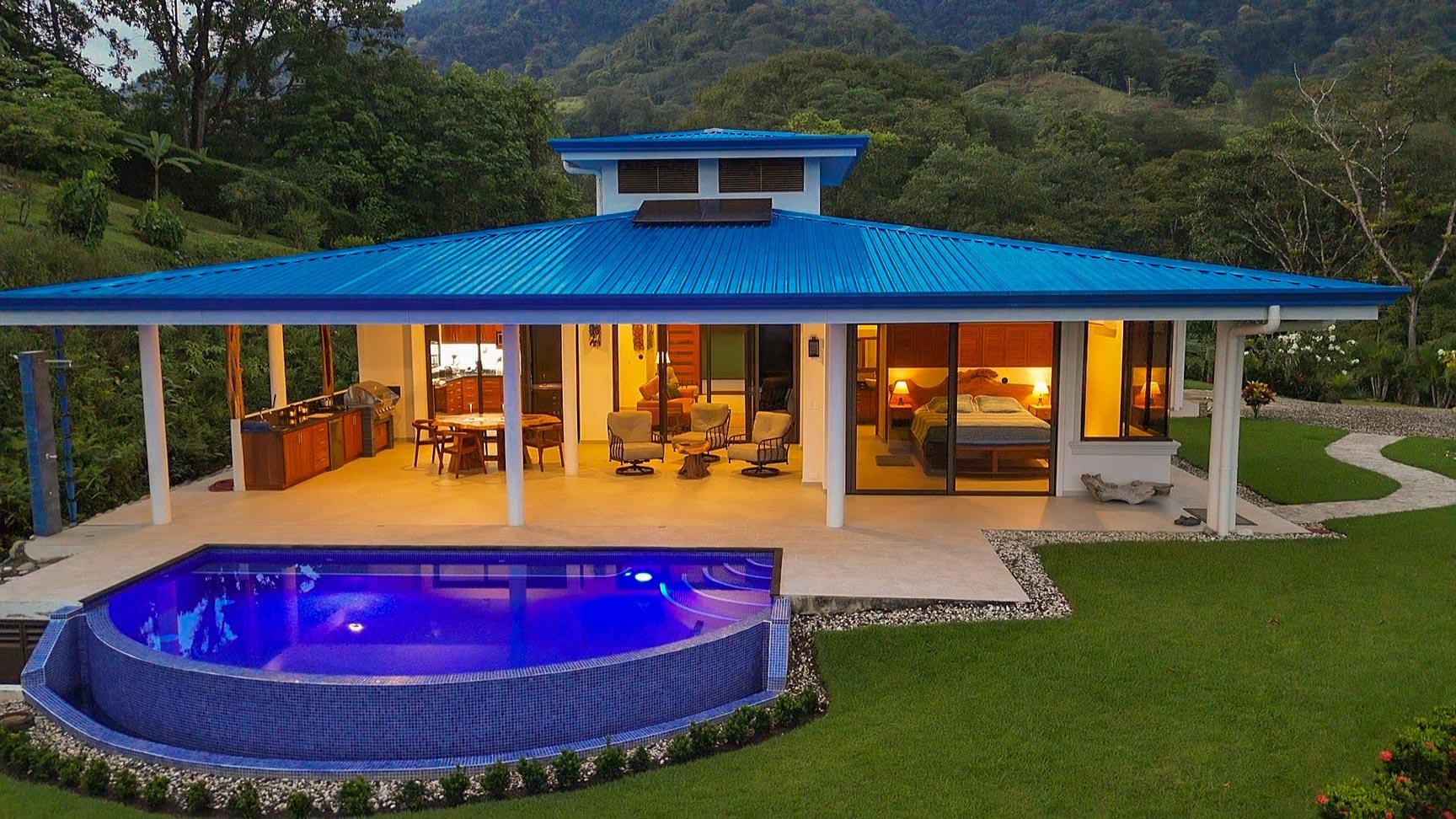 Private 2-Bed Hacienda with Ocean & Mountain Views, Pool & Development Potential in Ojochal