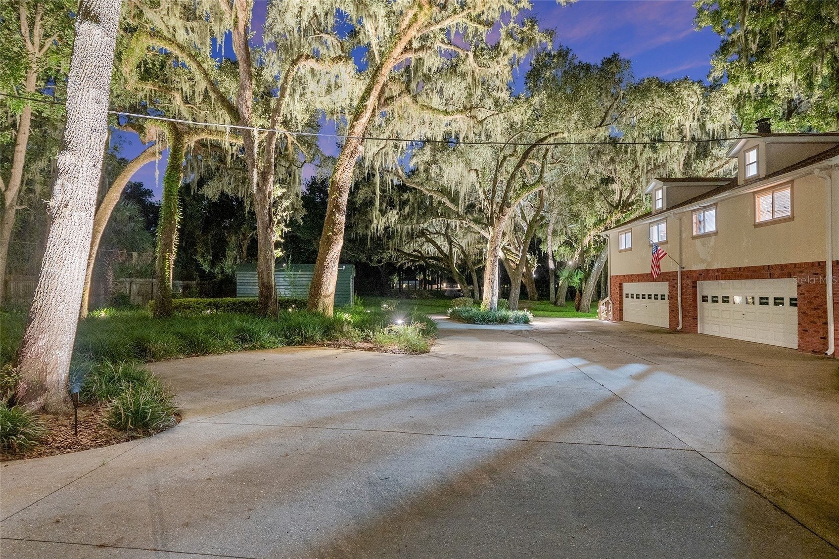 10745 SE Sunset Harbor Rd