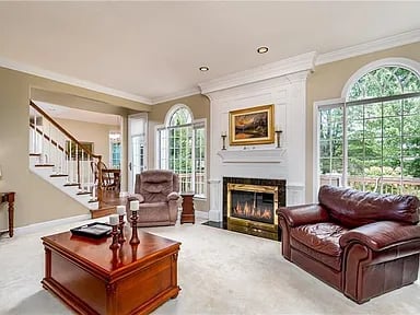 309 Kerry Ct