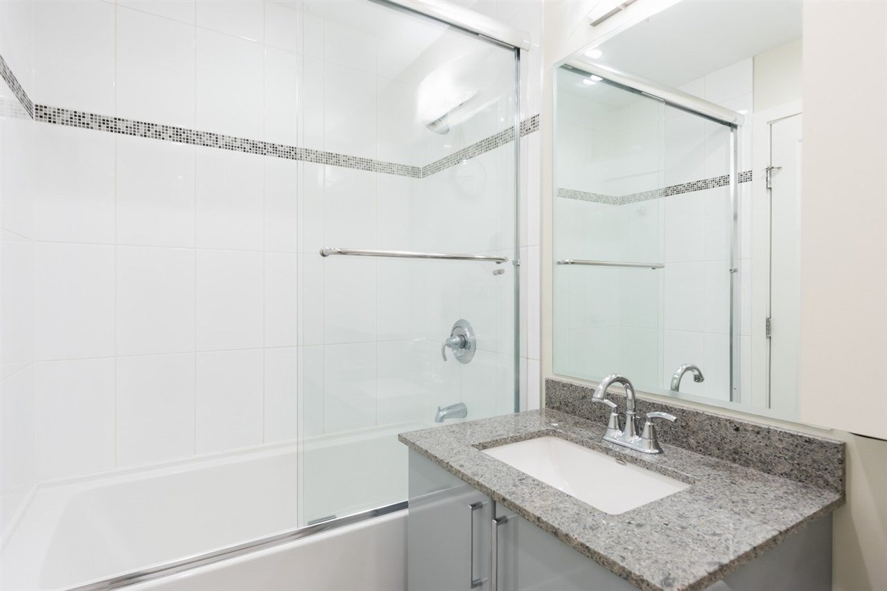 38 W 1st Ave, #320
