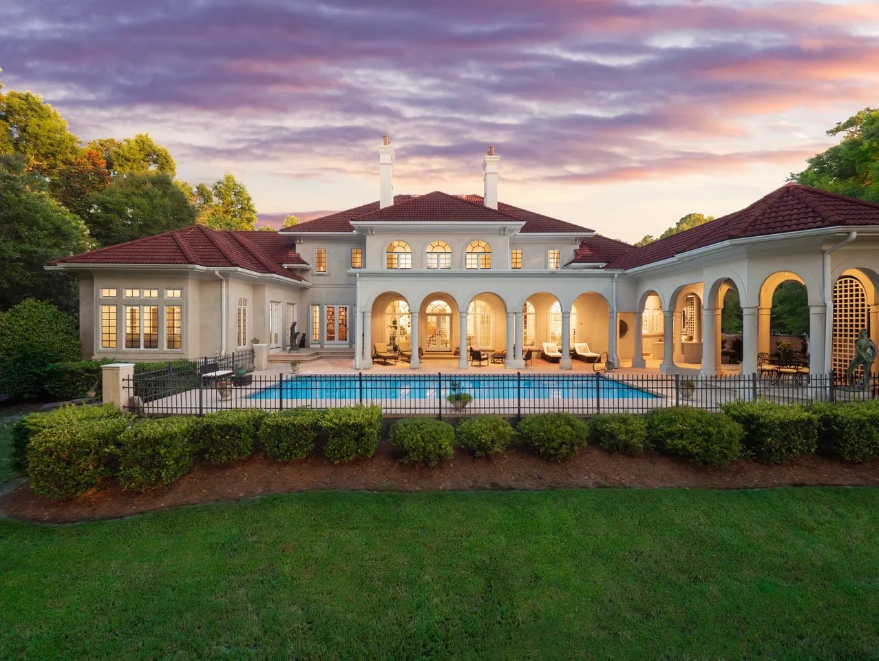2017 Balmoral Pl