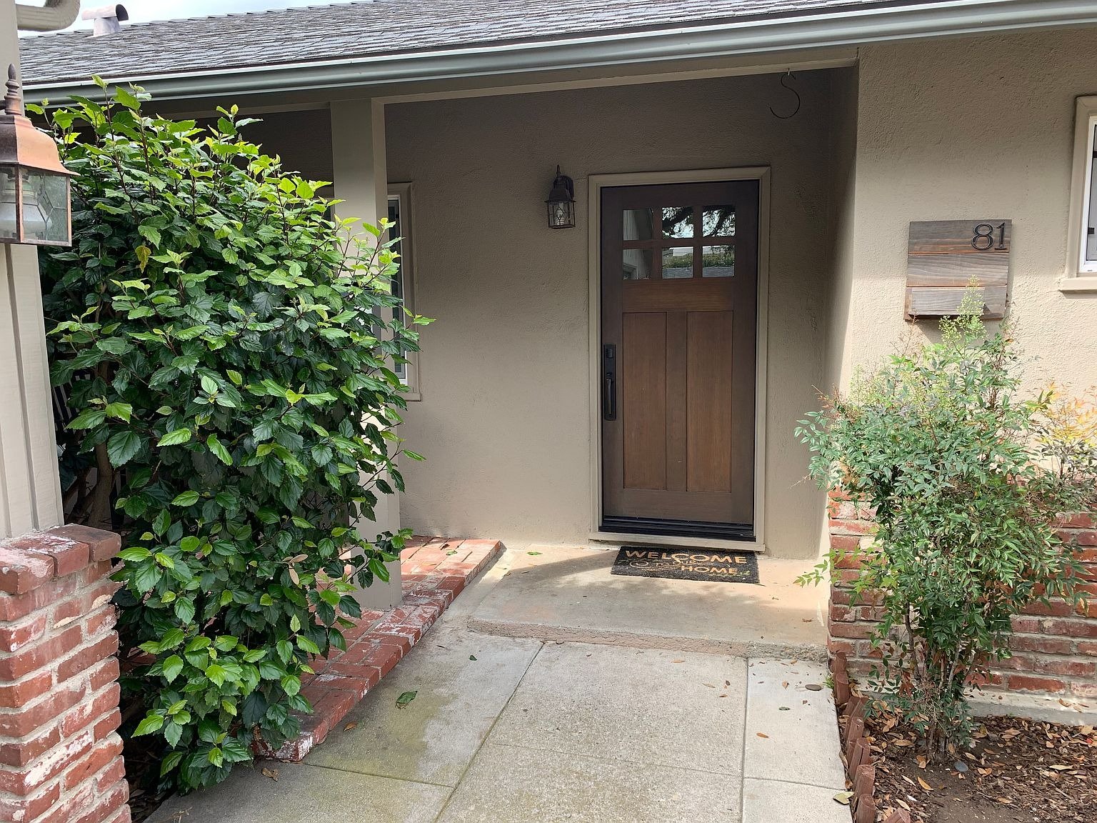 81 Hillview Ave, Ventura, CA 93003