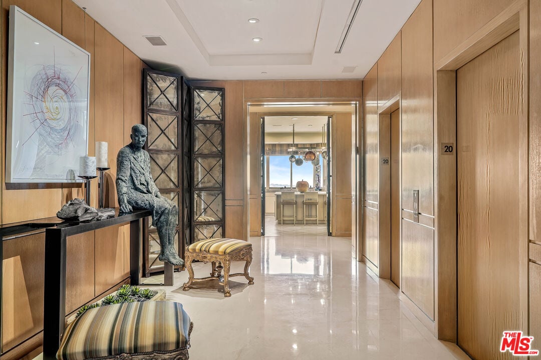 10601 Wilshire Blvd Unit: 20C