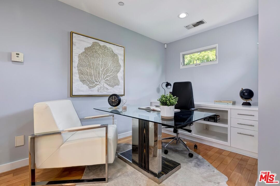 343 Huntley