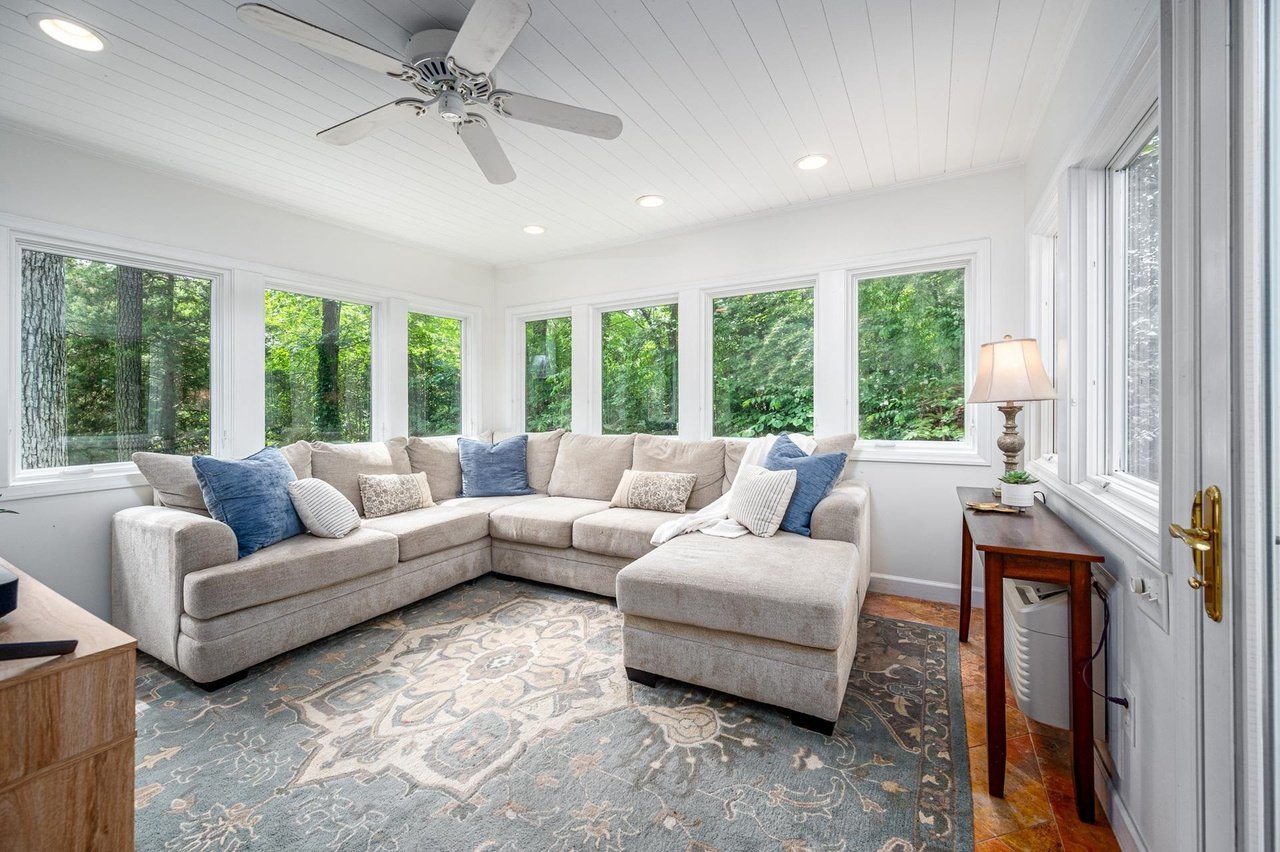 43 Oakwood Dr
