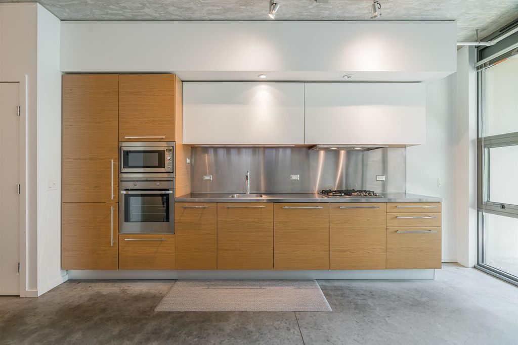 388 W 1st Ave, #206