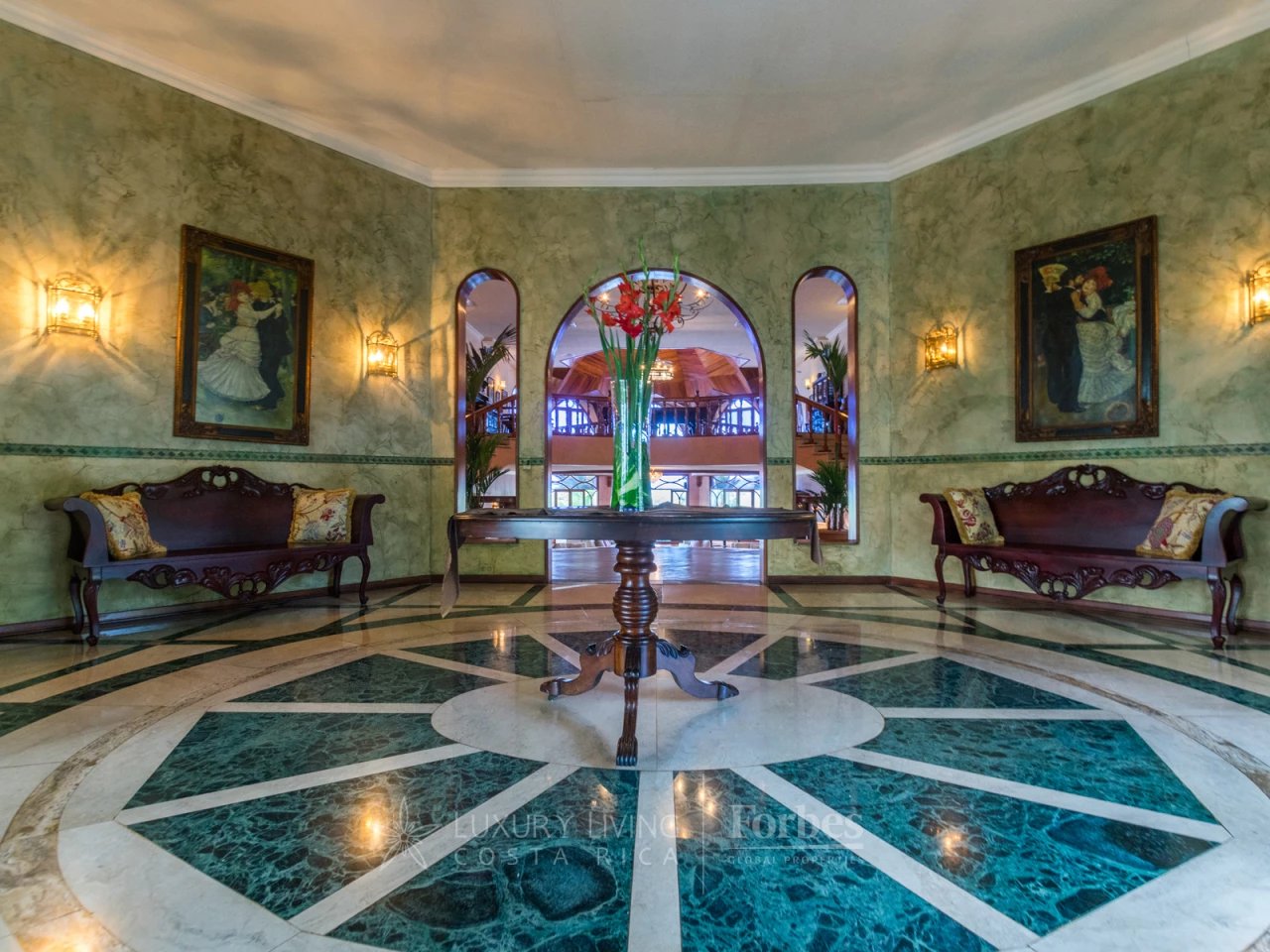 6229 - Equipped Boutique Hotel, Private Mansion or Country Club