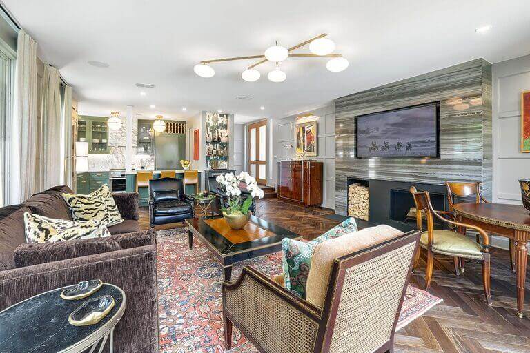 Clarksville Jewel Box