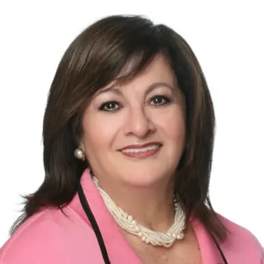 Conchita Lopez Chula Vista, CA Real Estate Agent Headshot