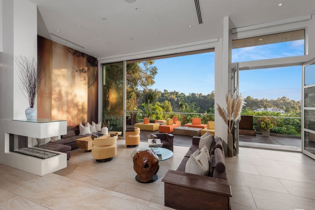 View Opulent