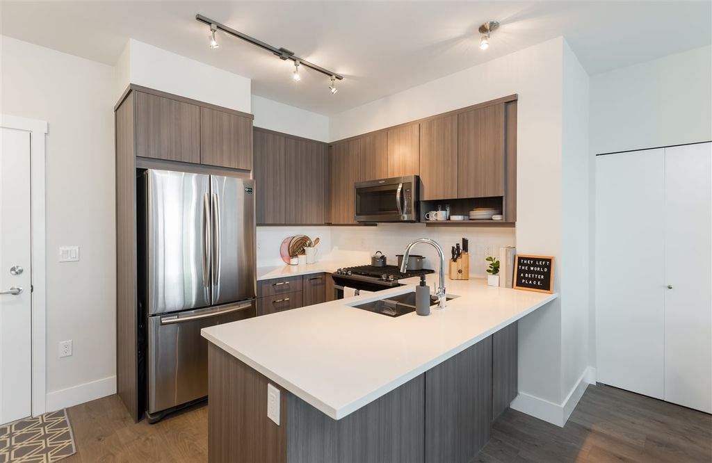 1306 5th Ave, #201