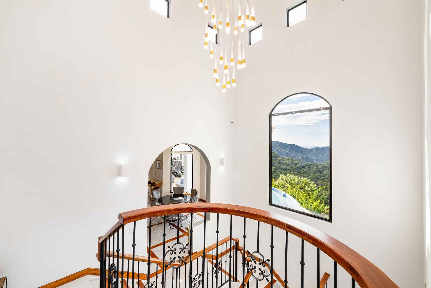 Casa Vista de Paraíso | Panoramic Ocean & Volcano Views in Exclusive Lomas del Mar