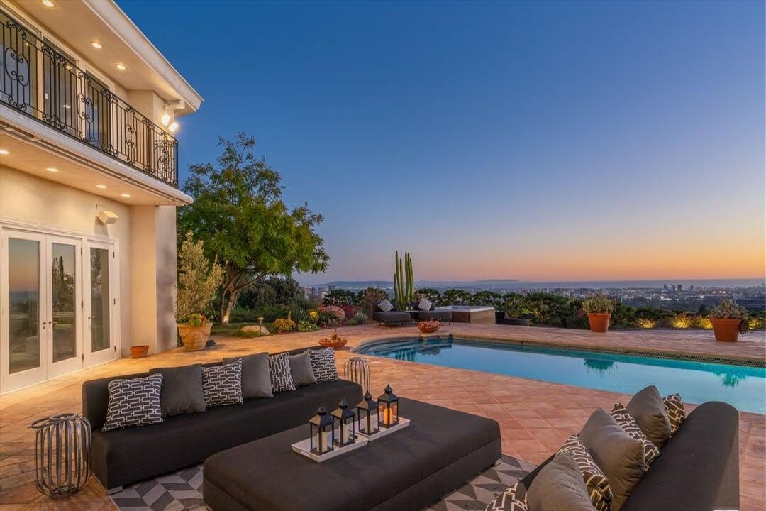 Villa Estate