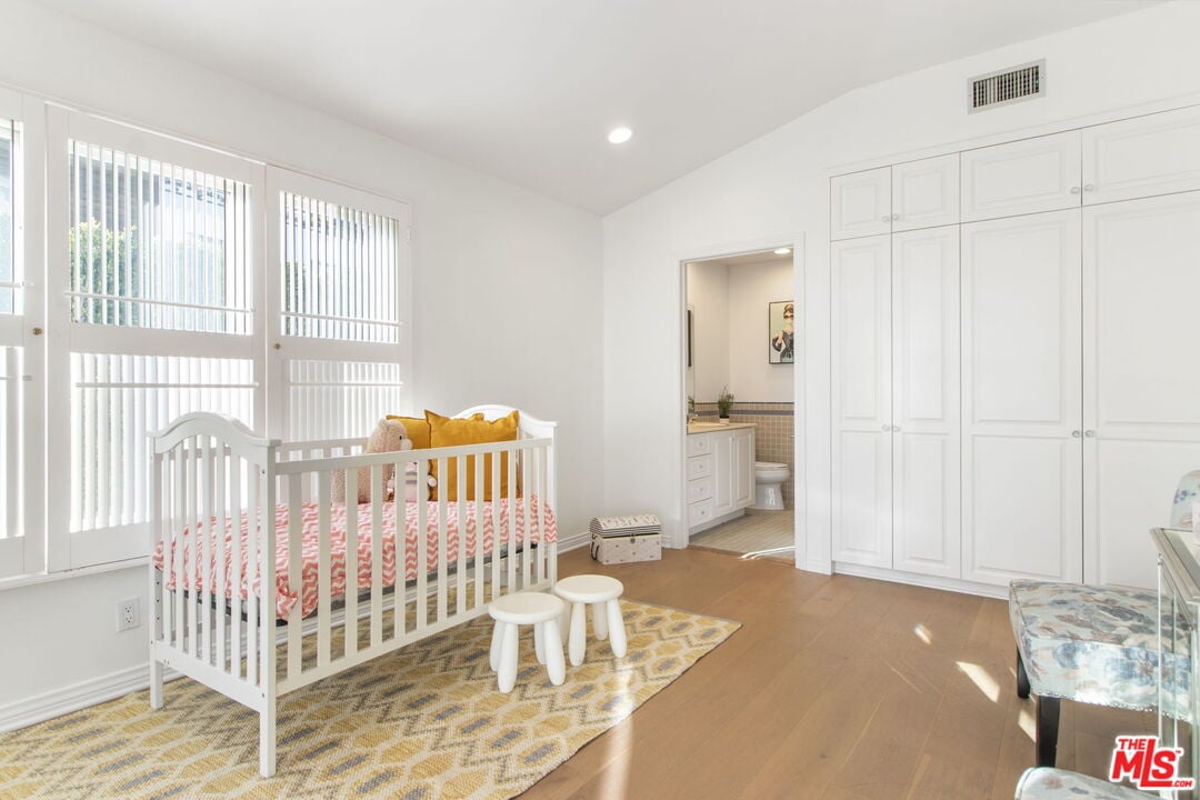 905 Berkeley St, 90403