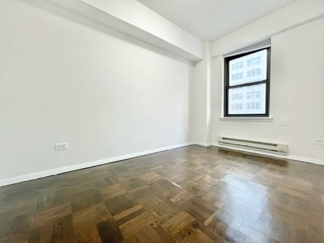 157 East 57th Street, #7B
