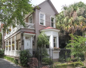 4 Wentworth Street