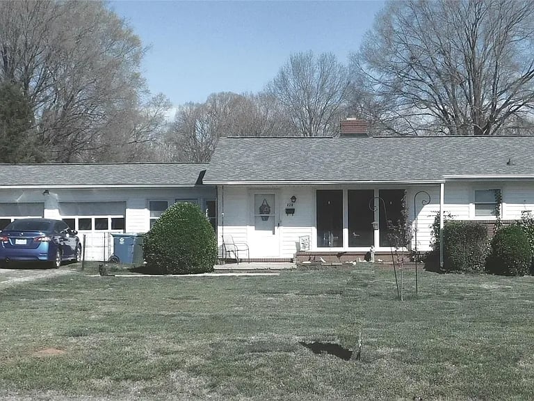 220 Ann St