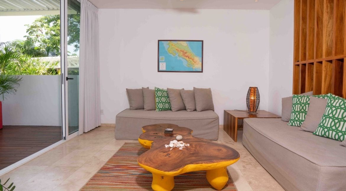 Ocean View Residence in Miramar