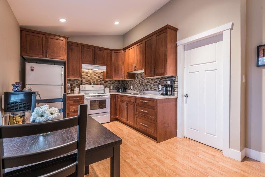 1002 Cypress Pl