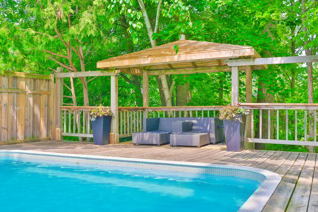 1293 Greenoaks Dr