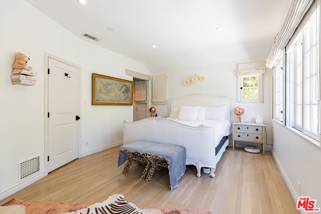 Pinnacle Estate, Wonderland Ave, 90046