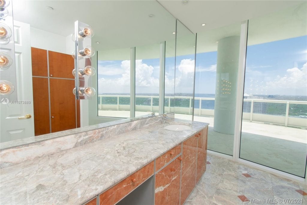 Brickell’s Santa Maria PH4302 Sold at $5,350,000