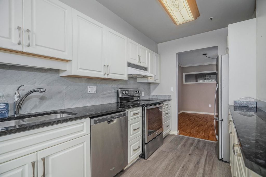 2250 SE Marine Dr, #113
