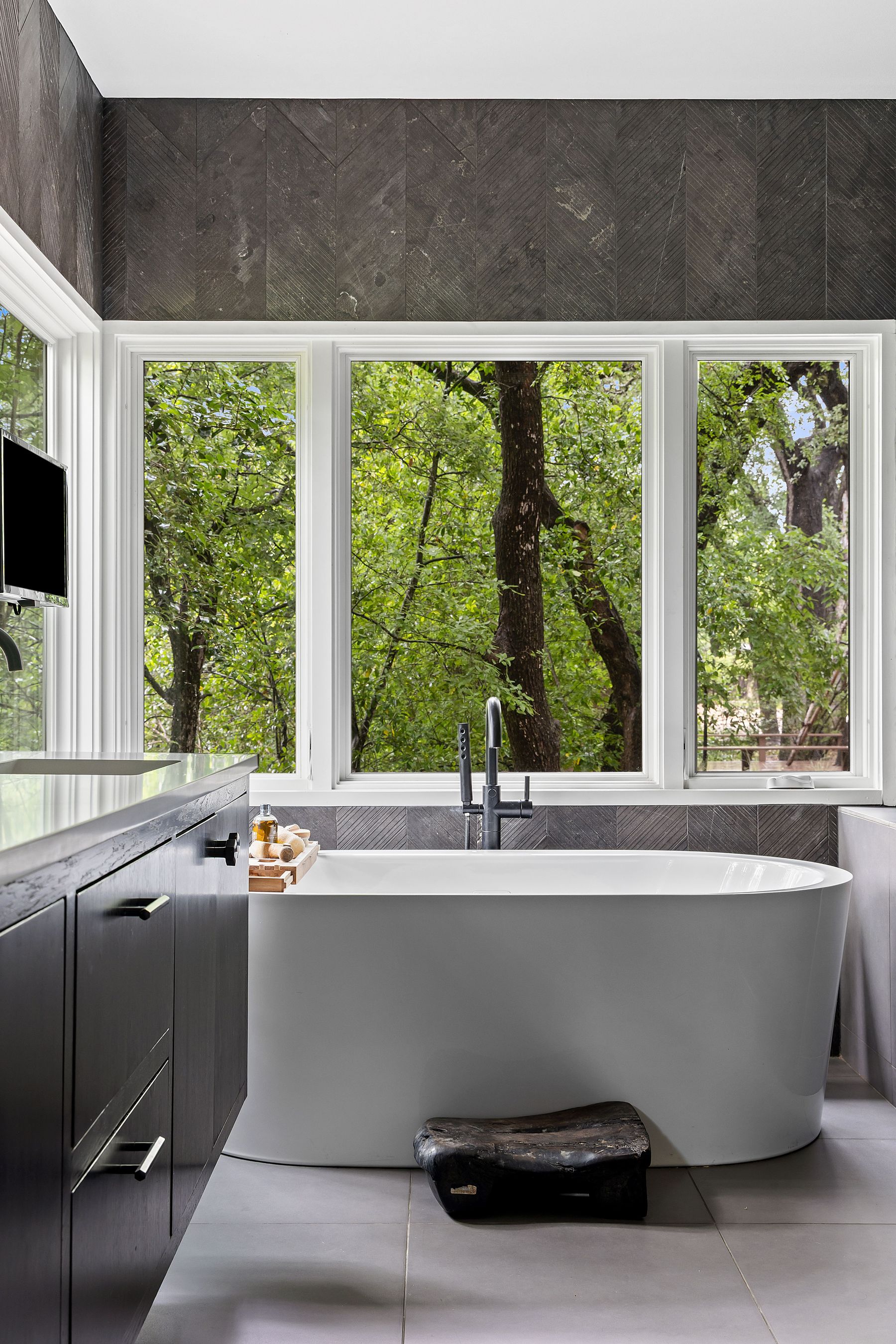 Midcentury Modern Creekside Retreat