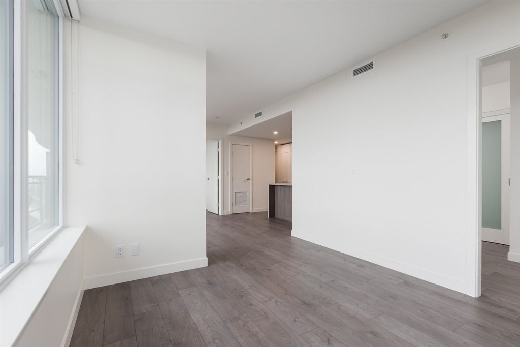 13318 104th Ave, #1608