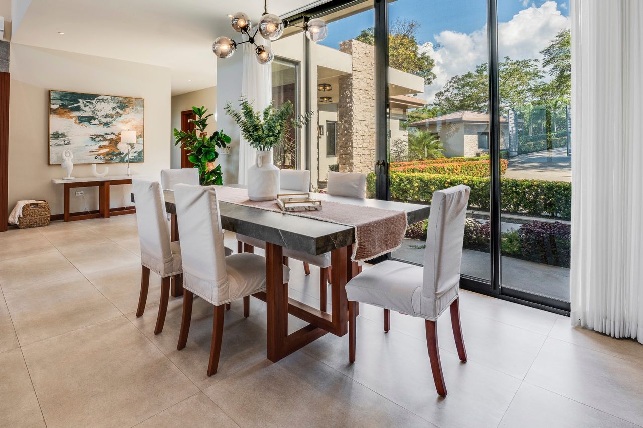 Villa Bougainvillea 