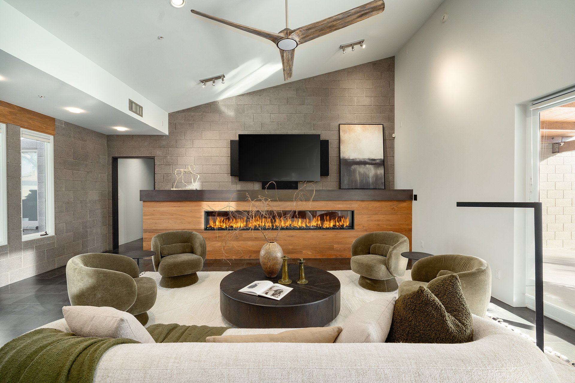 6919 E MONTERRA Way
