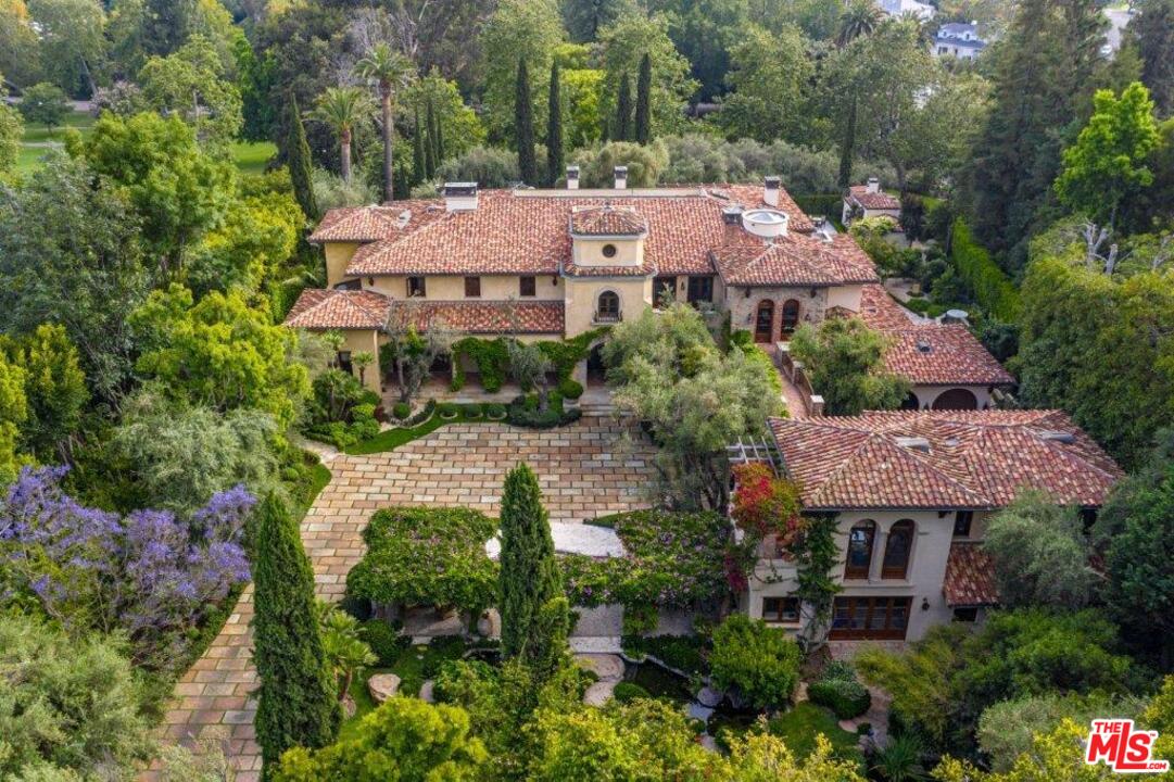 The Mapleton Villa
