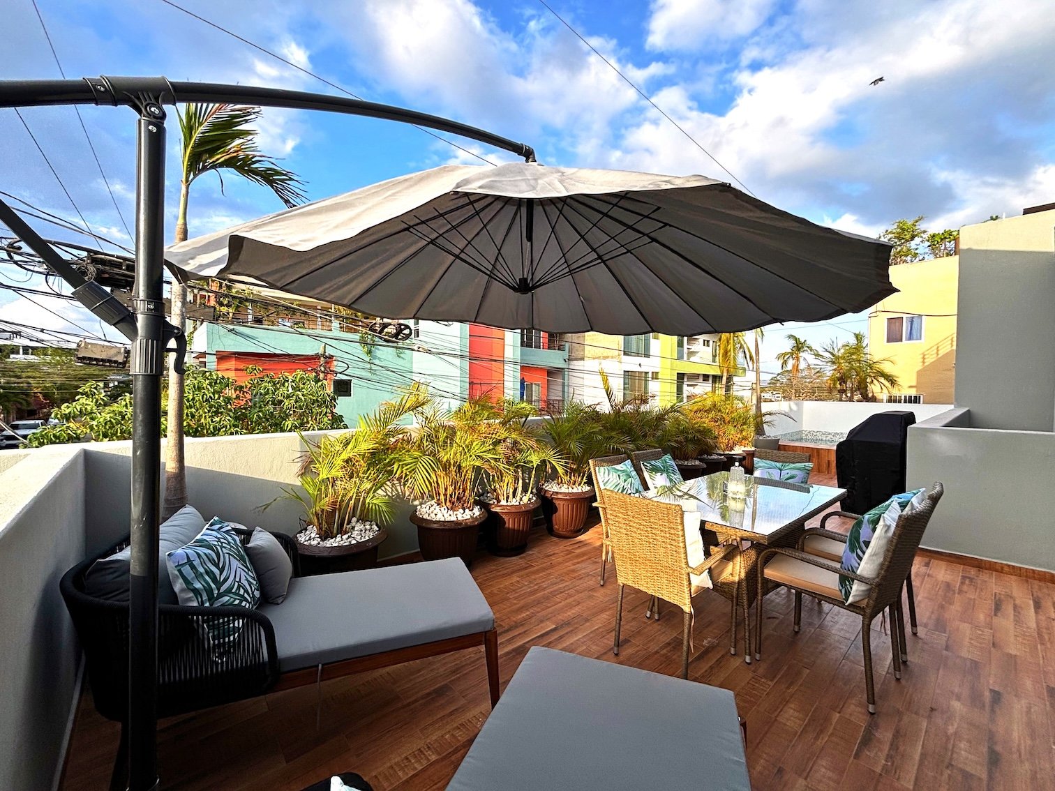 Spacious, Safe & Private - Golden Zone 2 Bed Oasis with Private Pool 👙