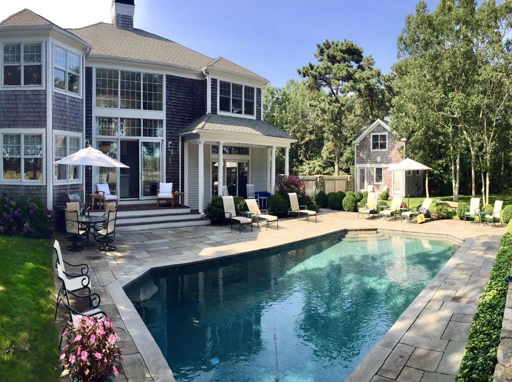 283 Pond Rd