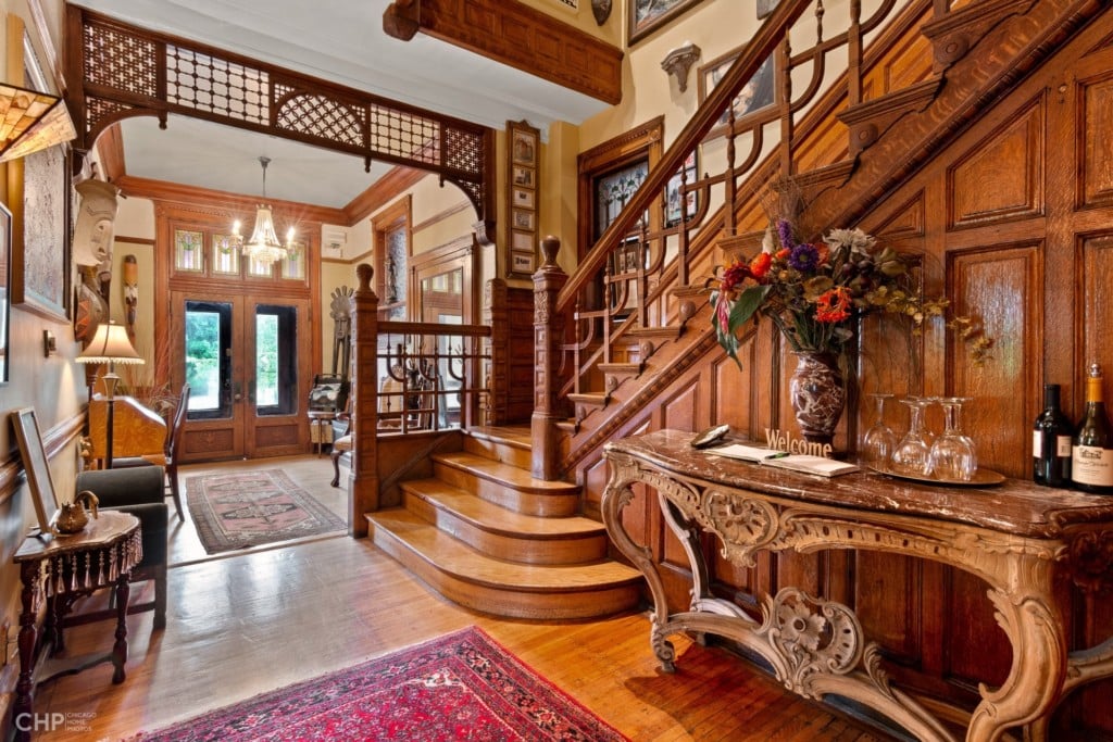 Featured Listing | 4563 S. Michigan Offered at $697,500