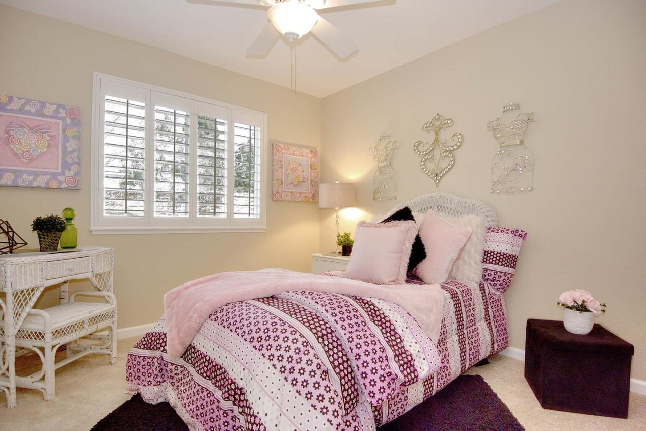 6 Sandpebble Ct