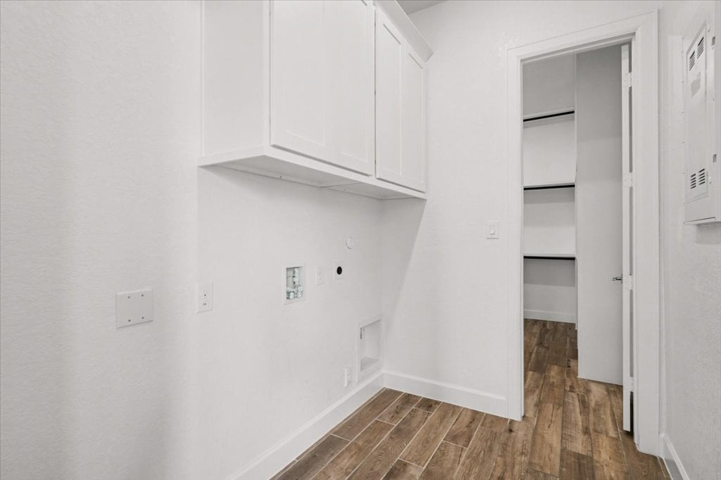 1216 Deerfoot Circle