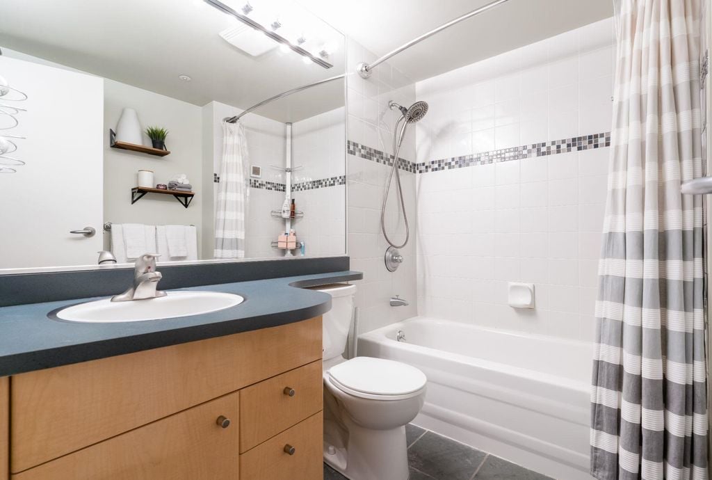 1009 Expo Blvd, #2601