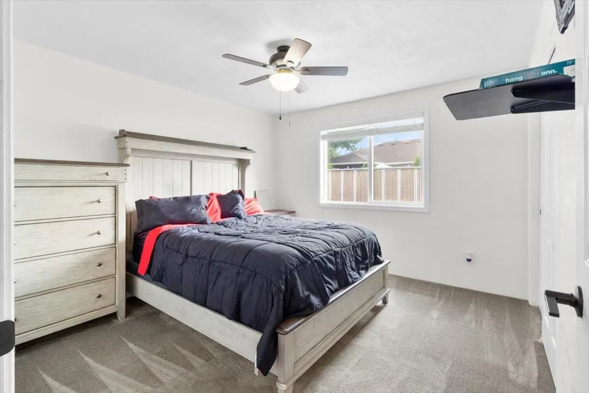 3068 Edgewood Dr