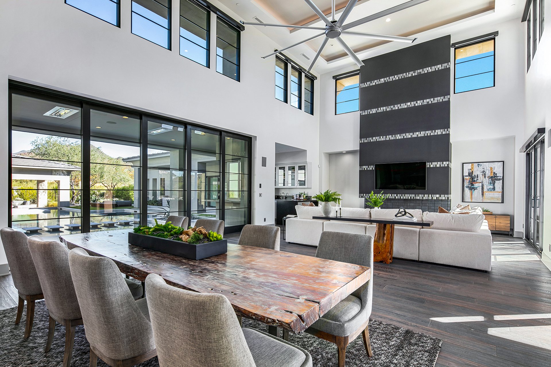10110 E Siesta Lane