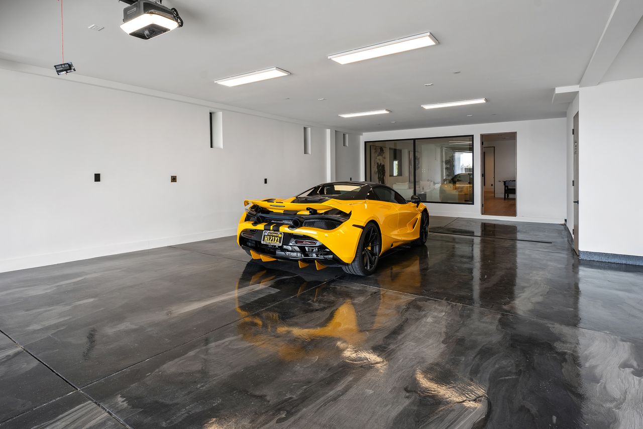 6627 Muirlands Dr, La Jolla, CA 92037