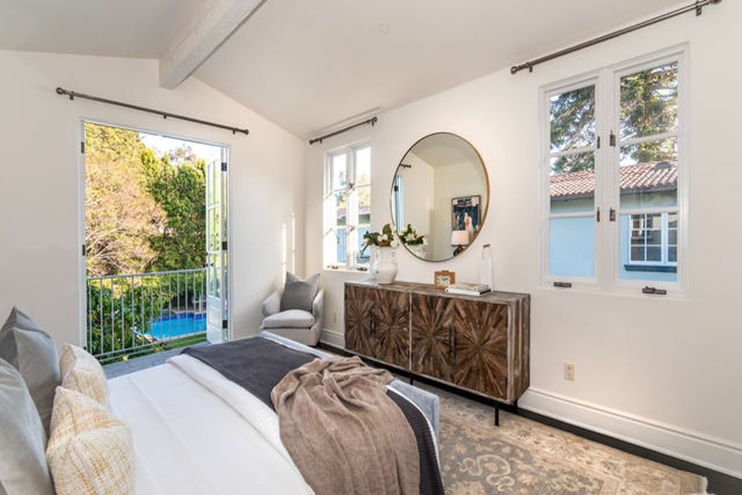 Oasis Opulent
