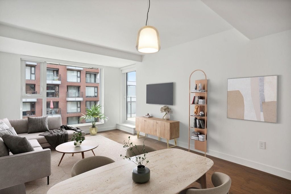 1571 W 57th Ave, #605