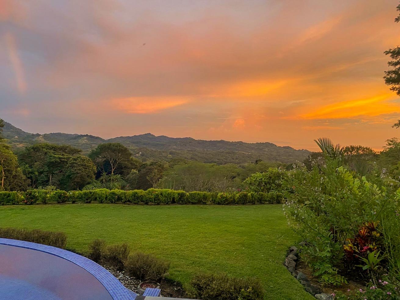 Private 2-Bed Hacienda with Ocean & Mountain Views, Pool & Development Potential in Ojochal