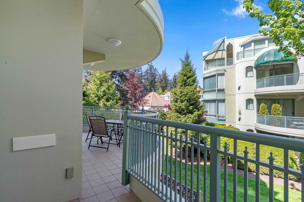 1785 Martin Dr, #206