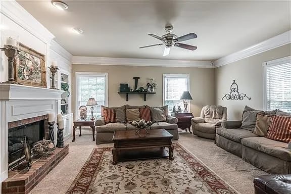 162 Jones Ln