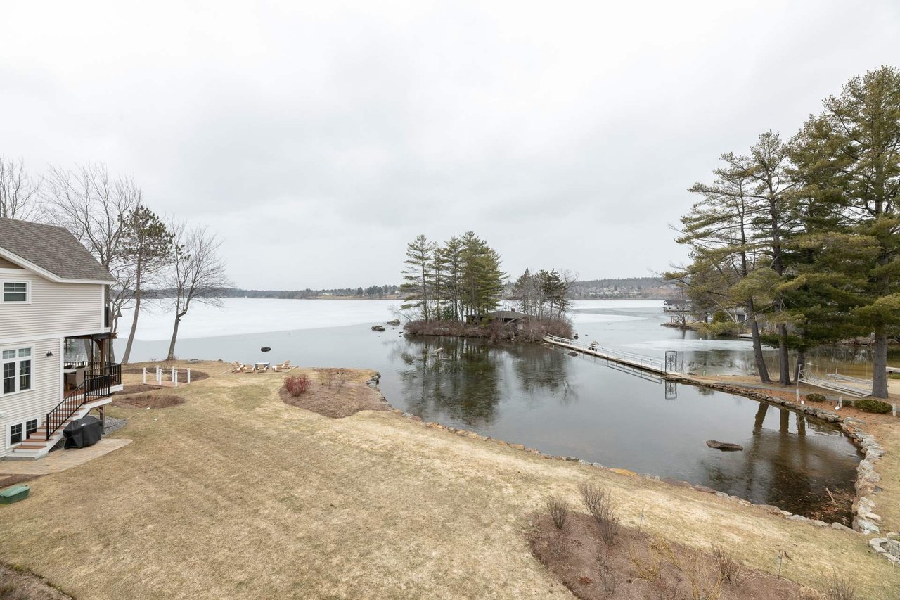 11 Island Dr