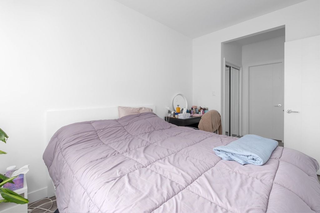 700 Clarke Rd, #502