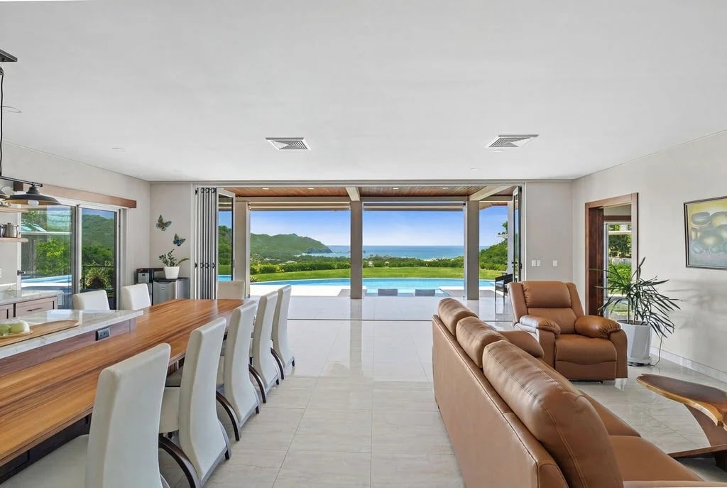 Ocean View Villa Isabella