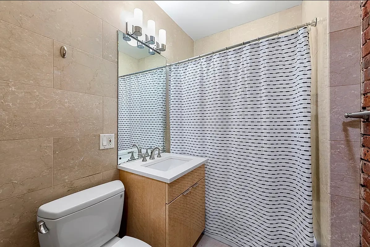 422 West Broadway #3F